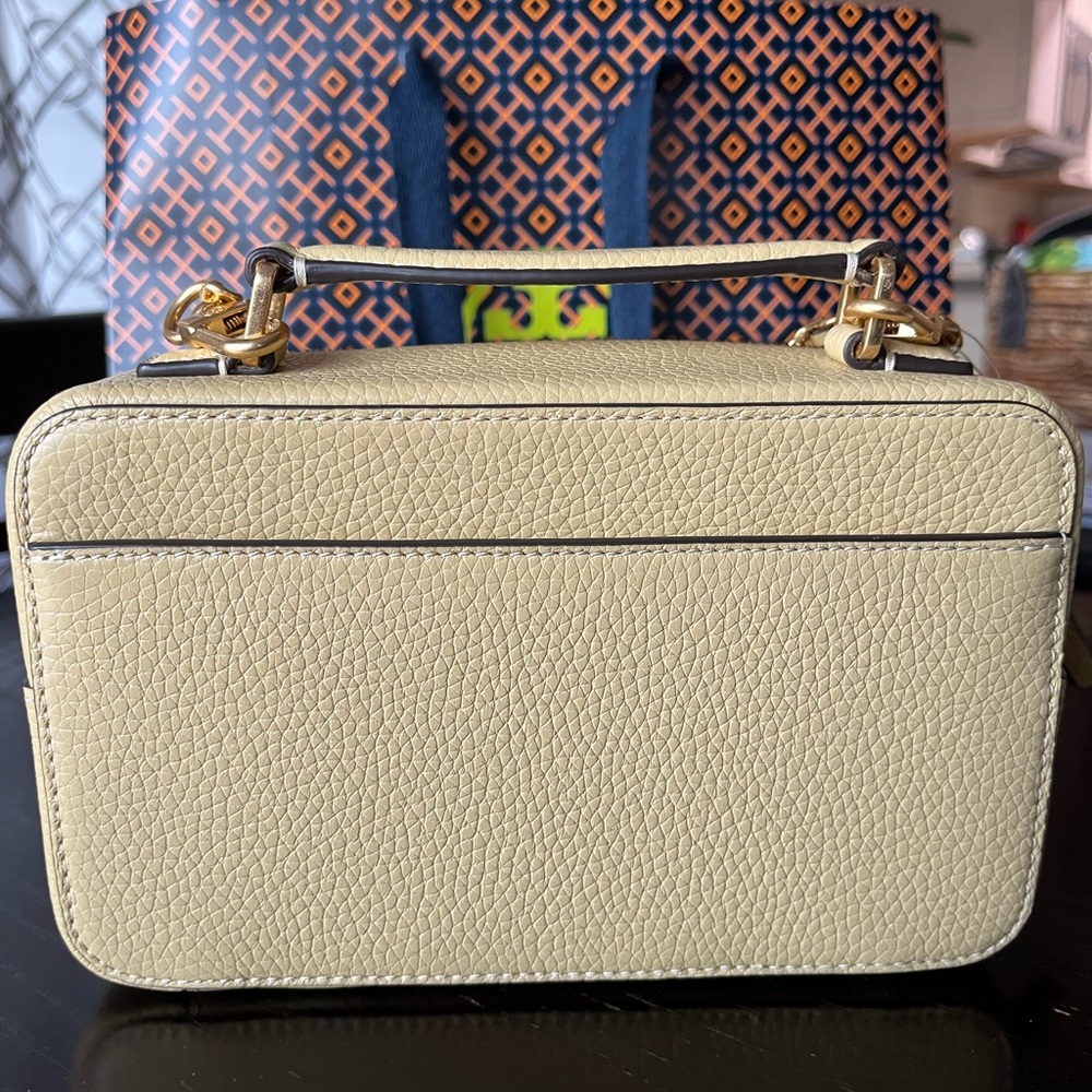 ❌SOLD❌ Tory Burch Britten Crossbody - Picture 6 of 7